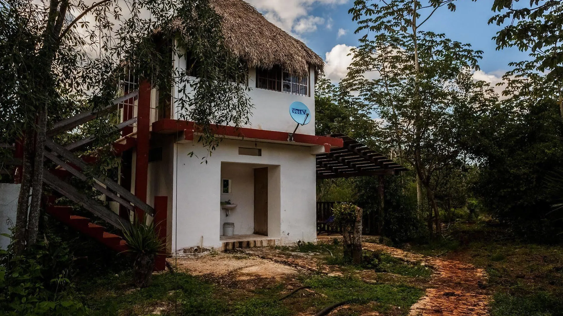 Casa Cenote Popol Vuh Villa Leona Vicario Lodge